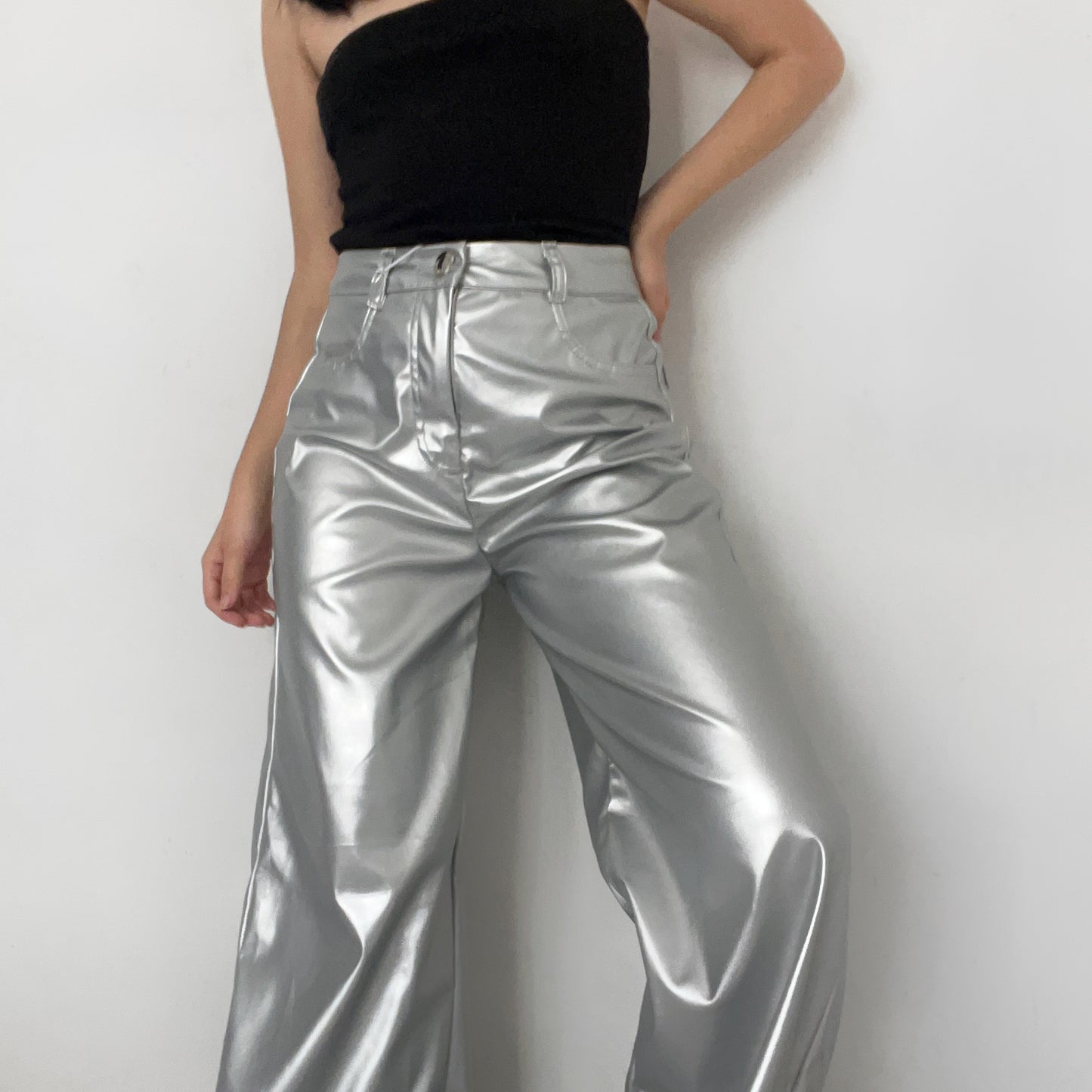 Pantalón wide leg metálico