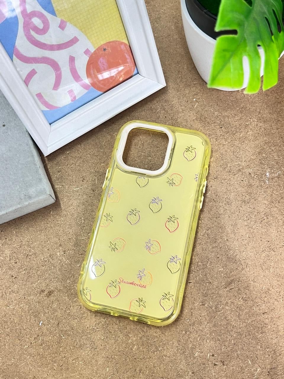 Funda fresas amarillas
