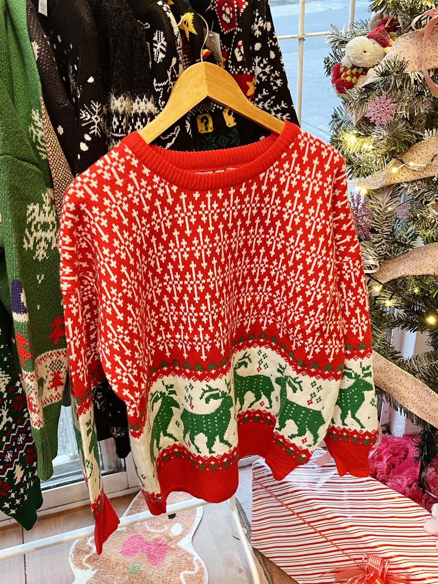 Suéter navideño rojo