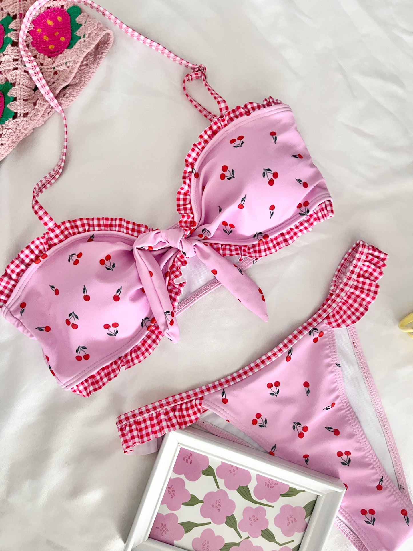Traje de baño cerecitas