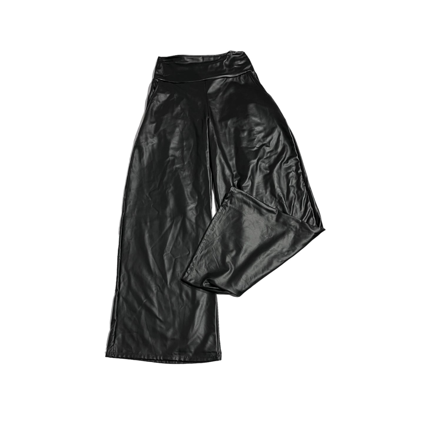 Pantalón vinipiel negro acampanado
