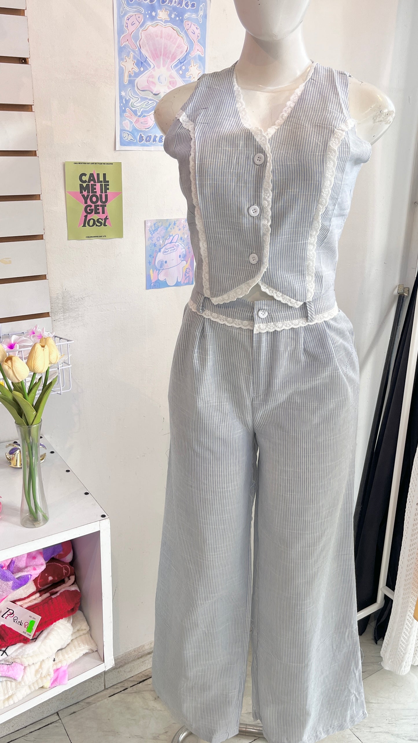 Conjunto formal rayas azules