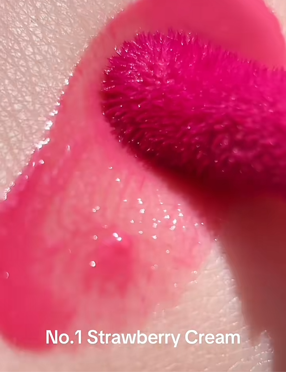 UNLESHIA Sisua gloss voluminizador