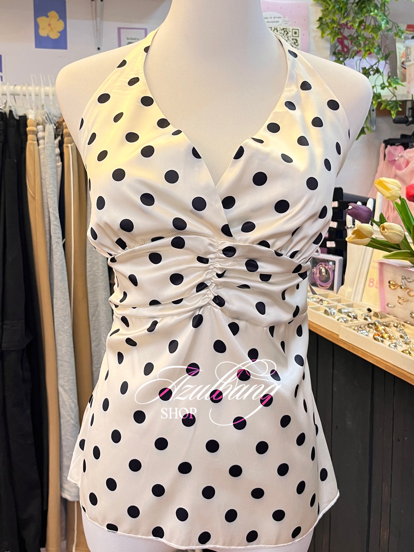 Blusa polka b&n