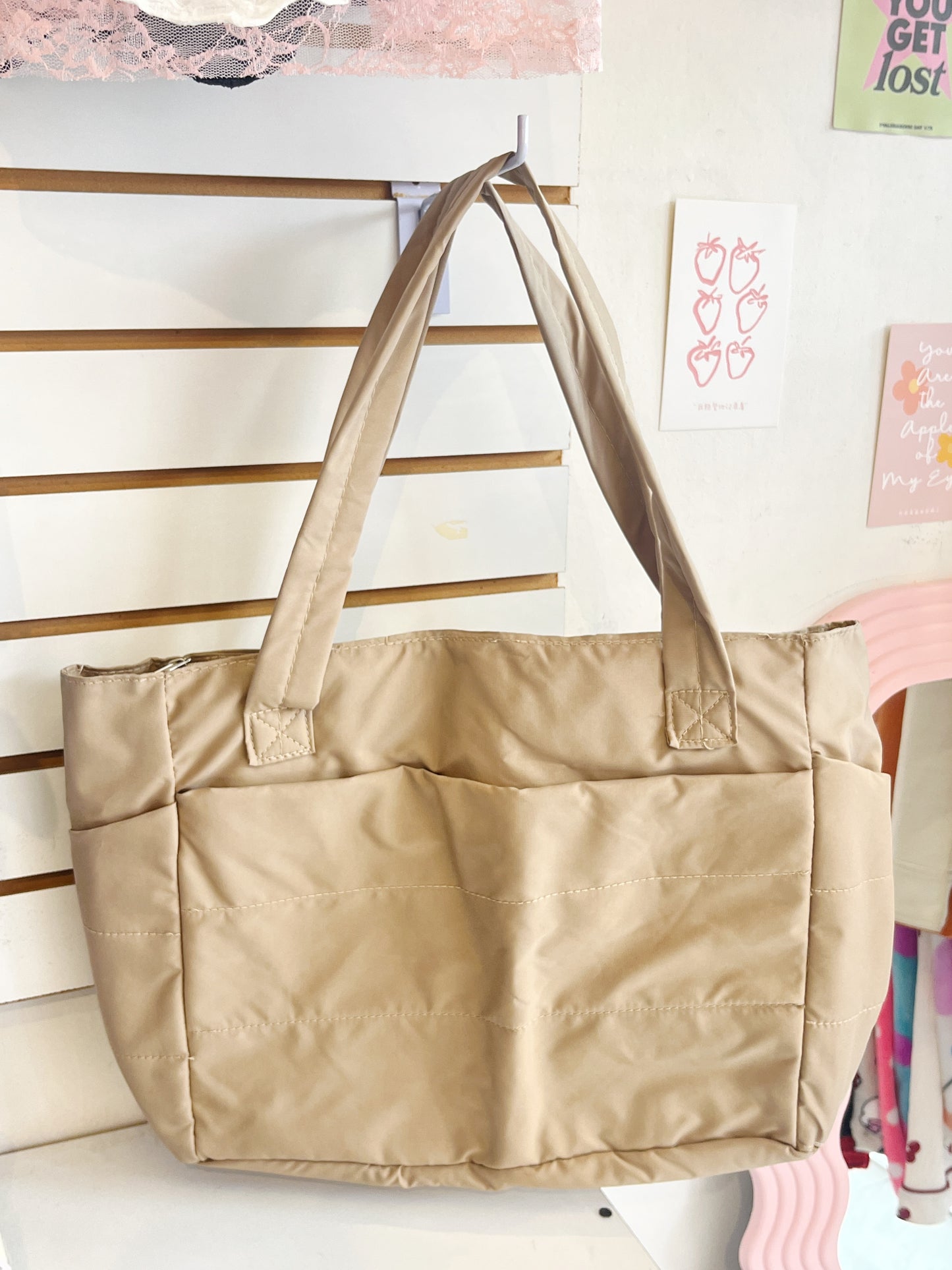 Bolsa tote acolchonada café