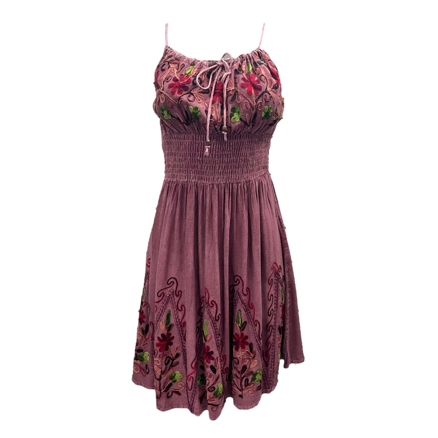 Vestido con bordado rosa