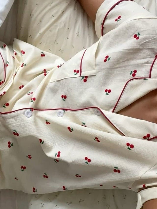 Pijama cerezas