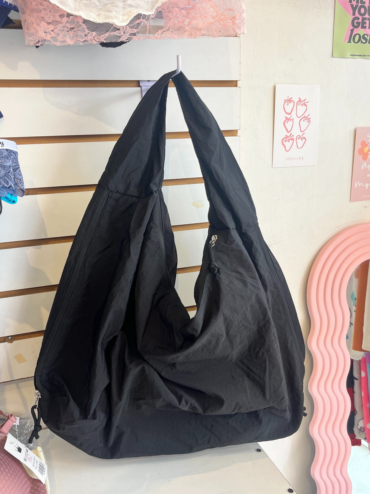 Bolso tote nylon negro