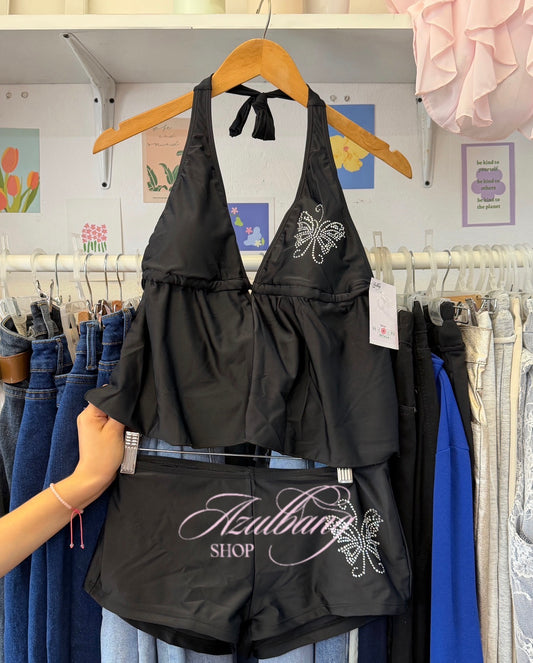 Traje de baño con short negro