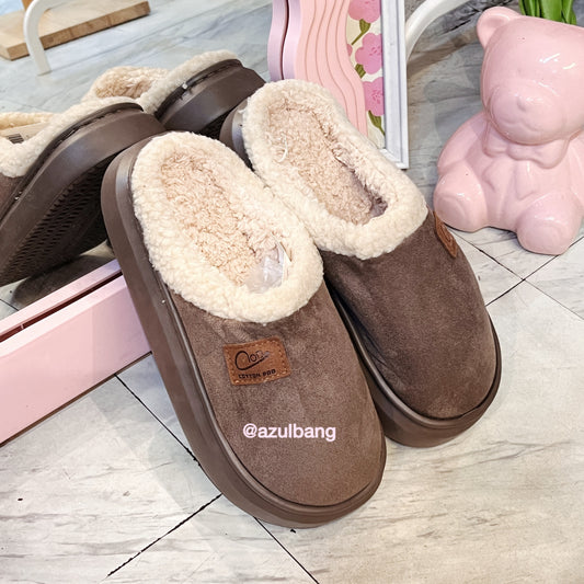 Pantuflas afelpadas café