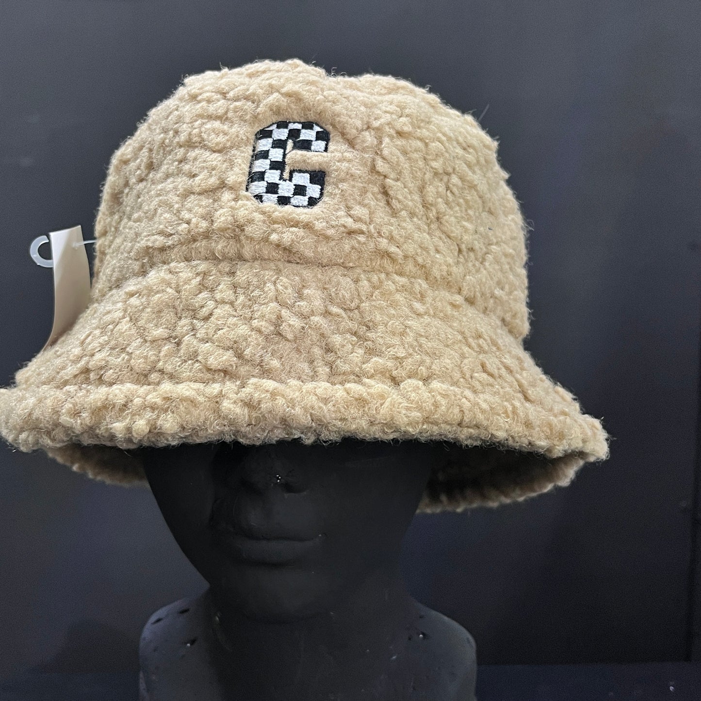 bucket hat peluche c