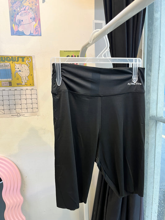 Biker shorts licra liso negro
