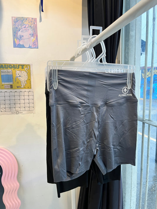 Short licra liso deportivo