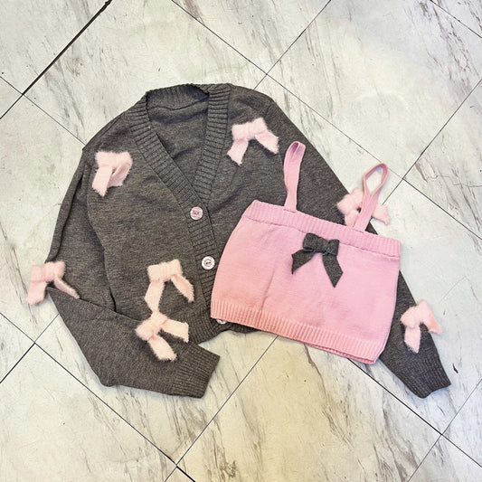 Conjunto suéter moñitos gris