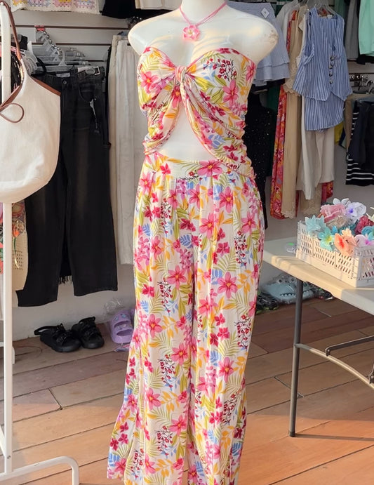 Conjunto floral blanco